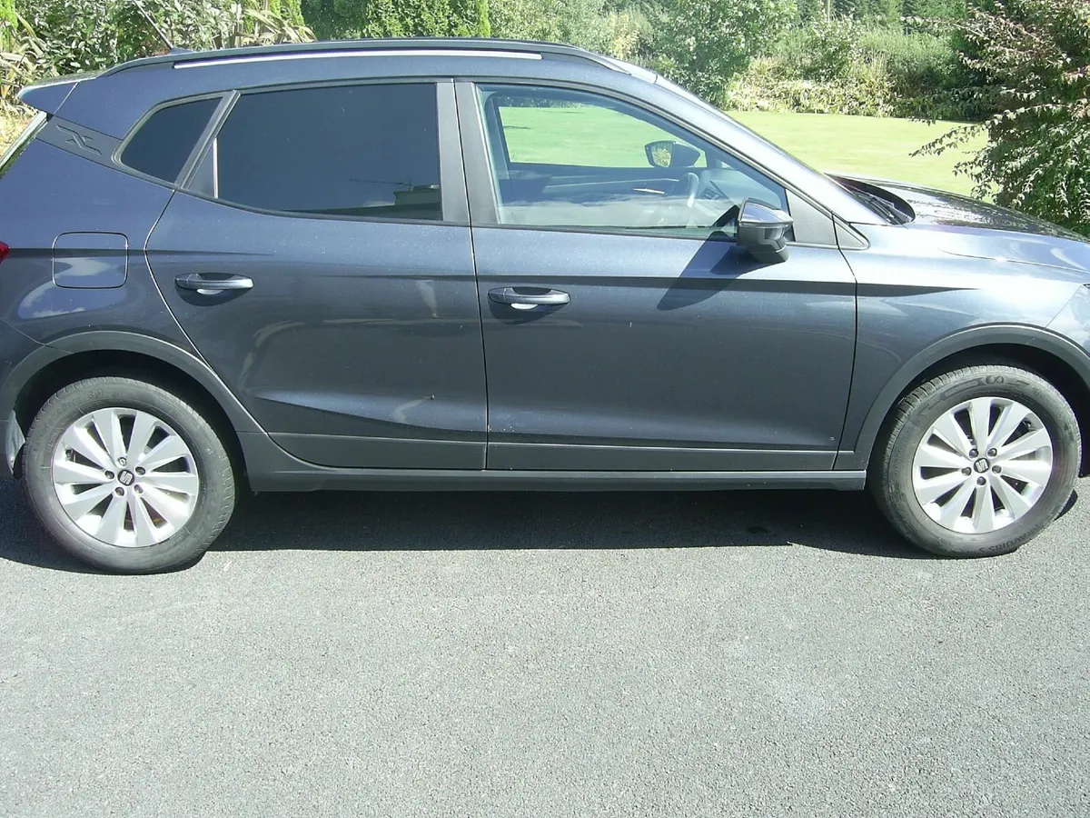 SEAT Arona 2019 no vat TINY MILEAGE - Image 2