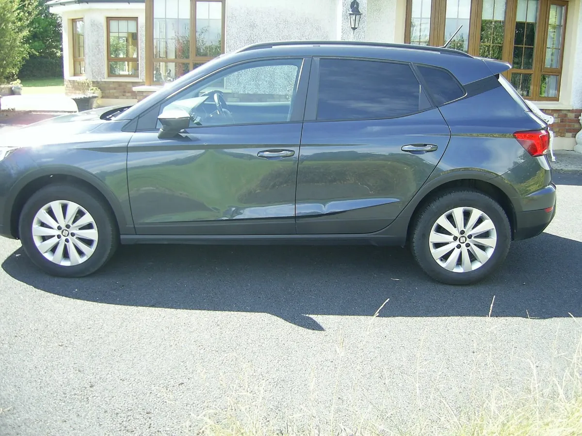 SEAT Arona 2019 no vat TINY MILEAGE - Image 3