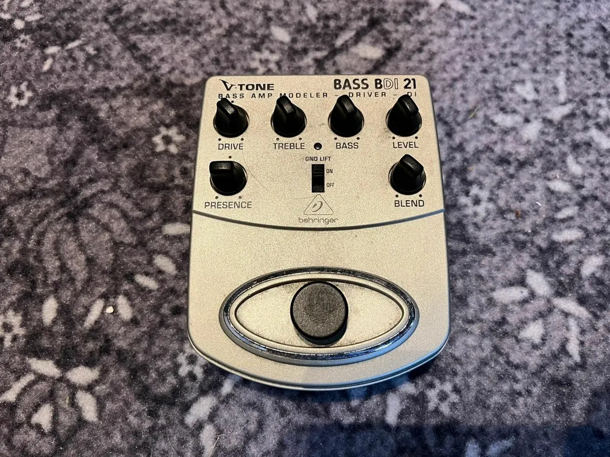 Guitar pedals - Image 2