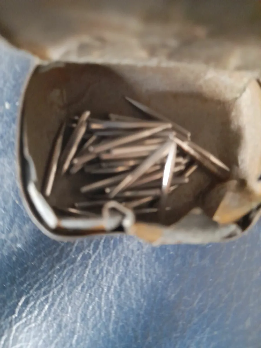 Needle s - Image 2