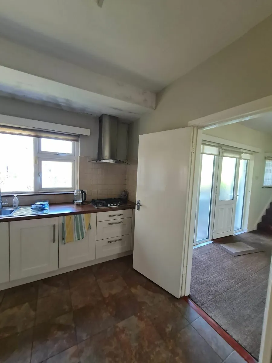 Newish Kitchen For Sale- Collection from Dublin 13 - Image 2