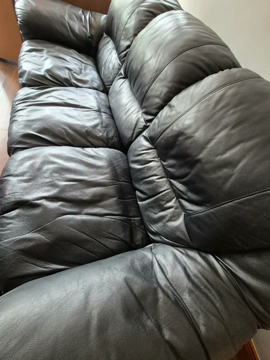 Italian Leather 3 Piece Suite - Image 4