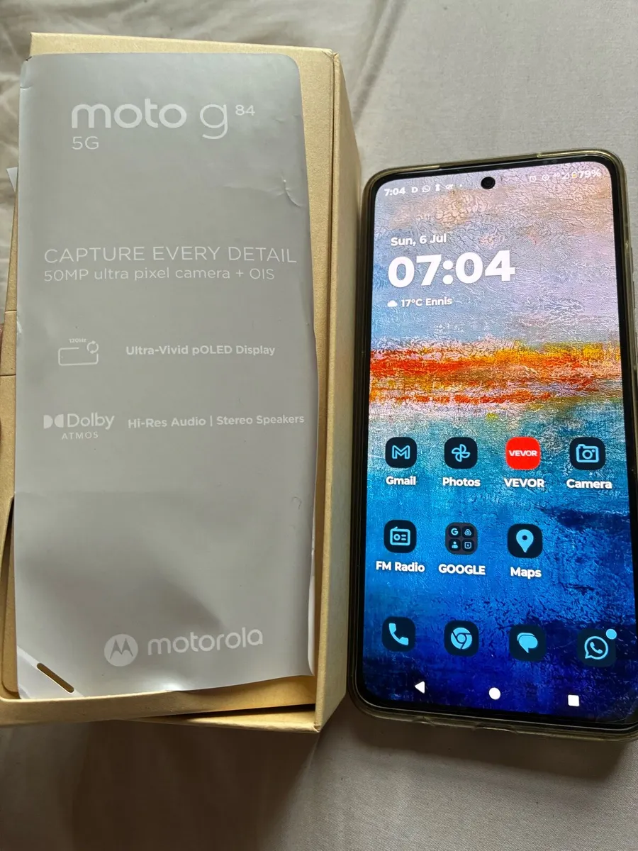 Motorola smart phone - Image 2