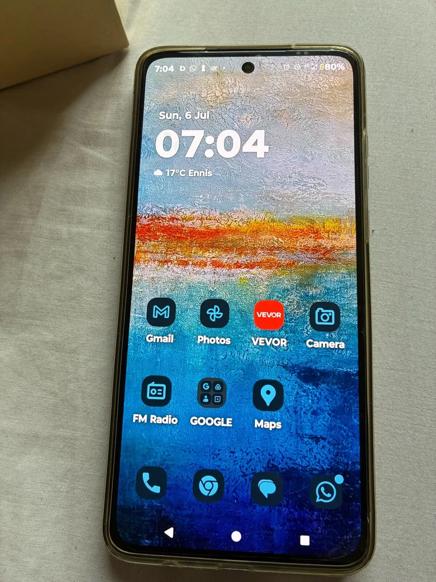 Motorola smart phone - Image 4