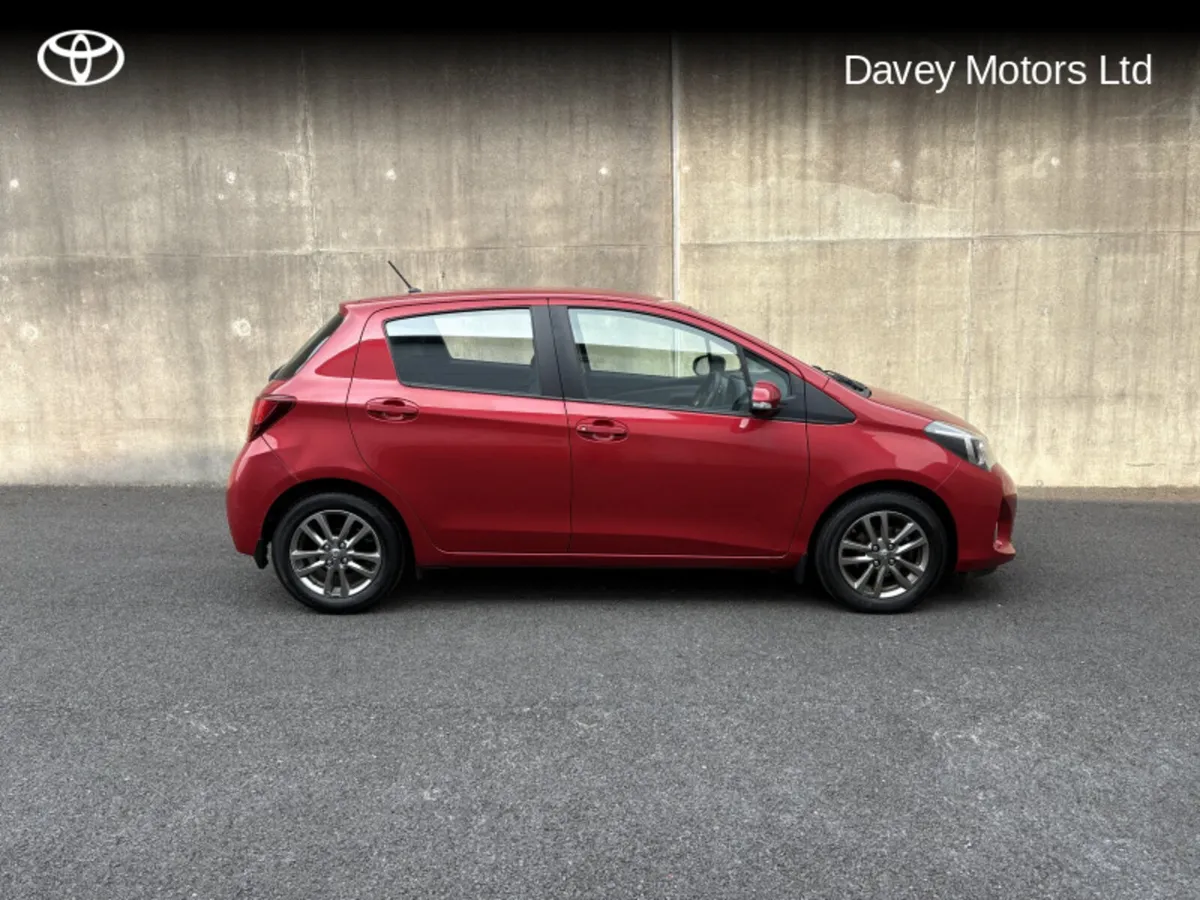 Toyota Yaris 1.0 LUNA 4DR - Image 3
