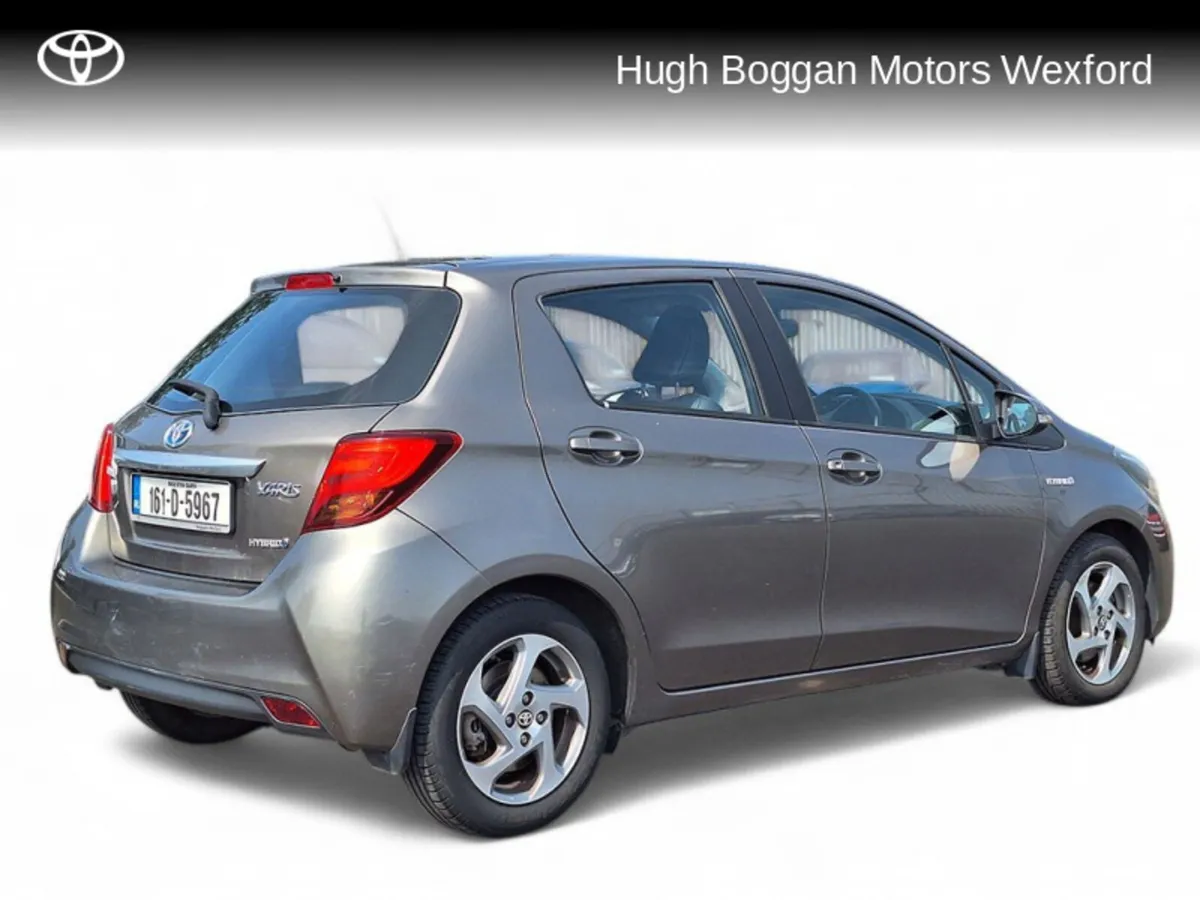 Toyota Yaris HYBRID LUXURY, IRISH CAR!!! - Image 2