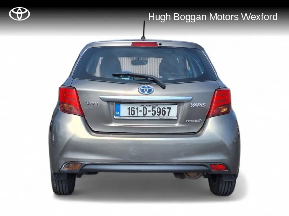 Toyota Yaris HYBRID LUXURY, IRISH CAR!!! - Image 4