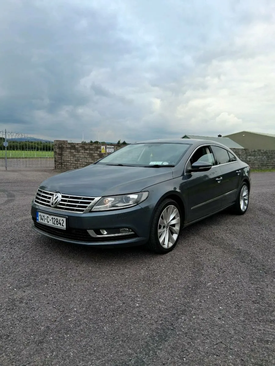 * 141 Volkswagon Passat cc * - Image 1