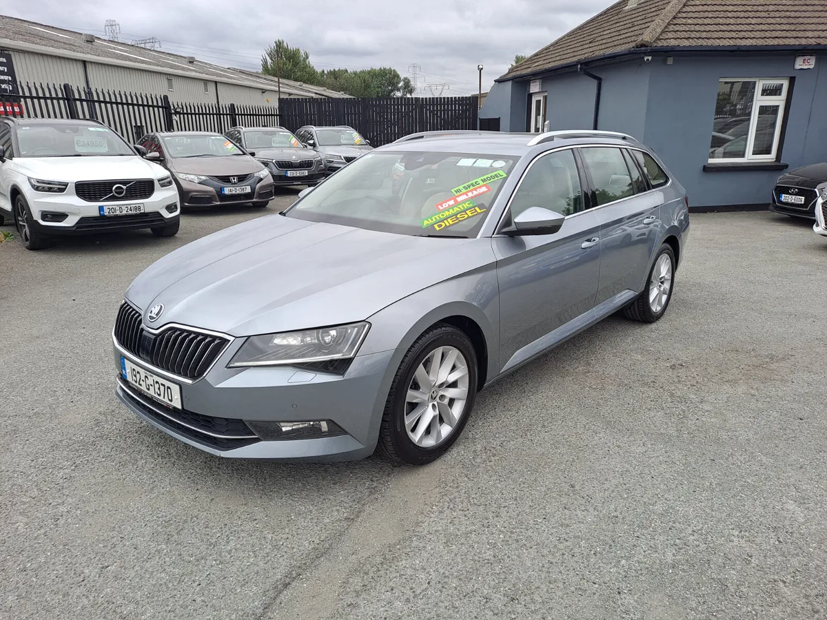 Skoda Superb COMBI STYLE 2.0 TDI 150HP DSG 4DR AT - Image 4