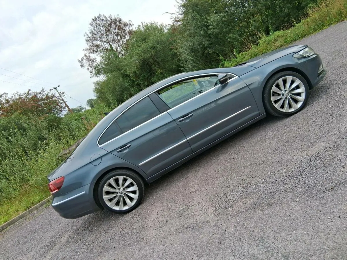 * 141 Volkswagon Passat cc * - Image 3