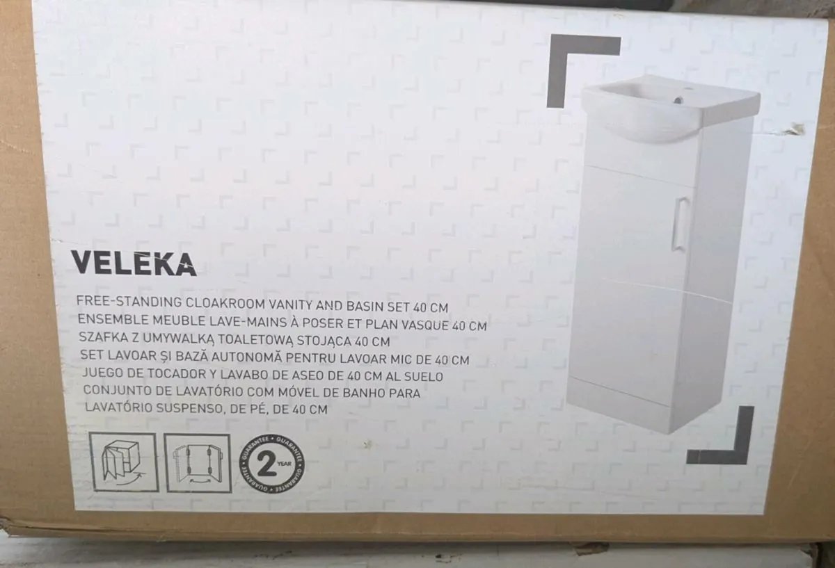 Compact 40 cm Veleka Cloakroom Vanity Unit & Basin - Image 2