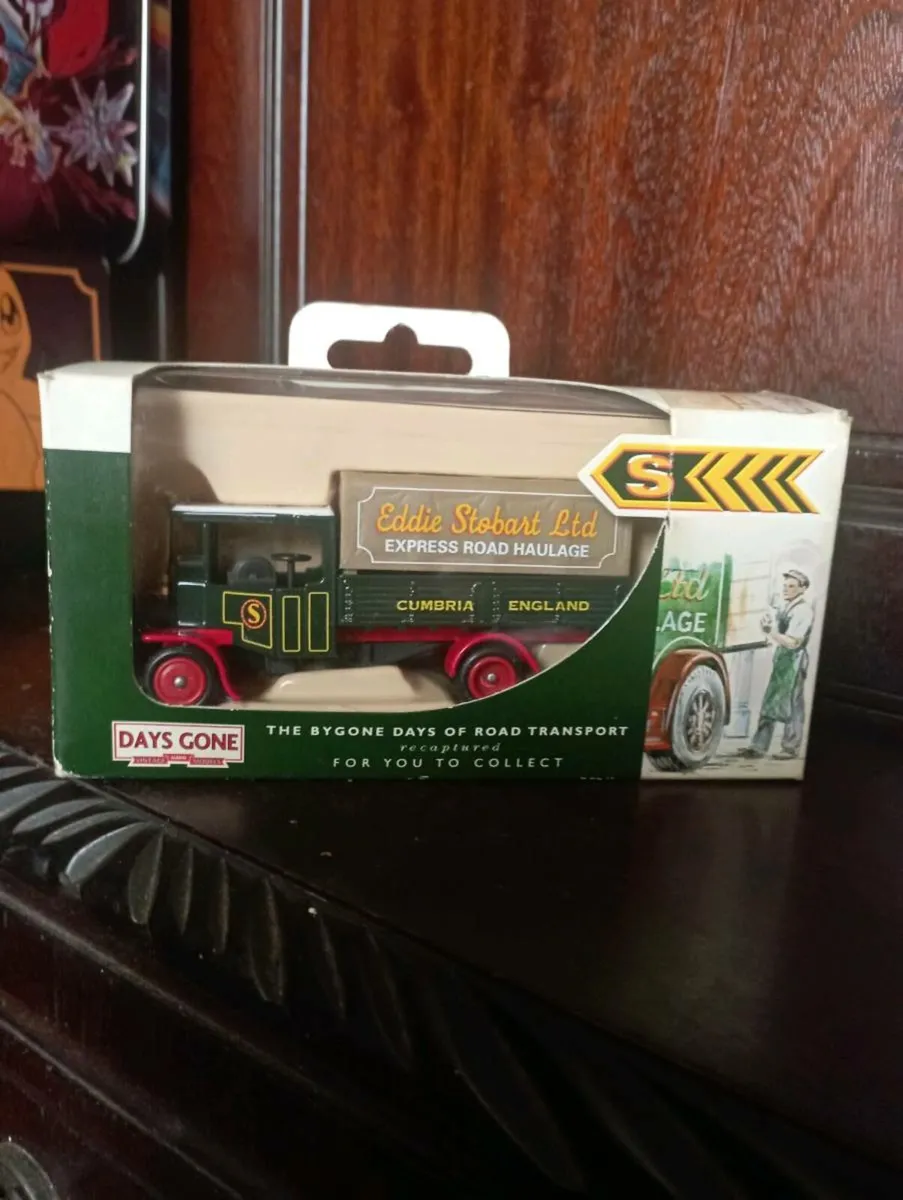 EDDIE STOBBARTS DIE-CAST MODLES DELIVERY VANS - Image 4
