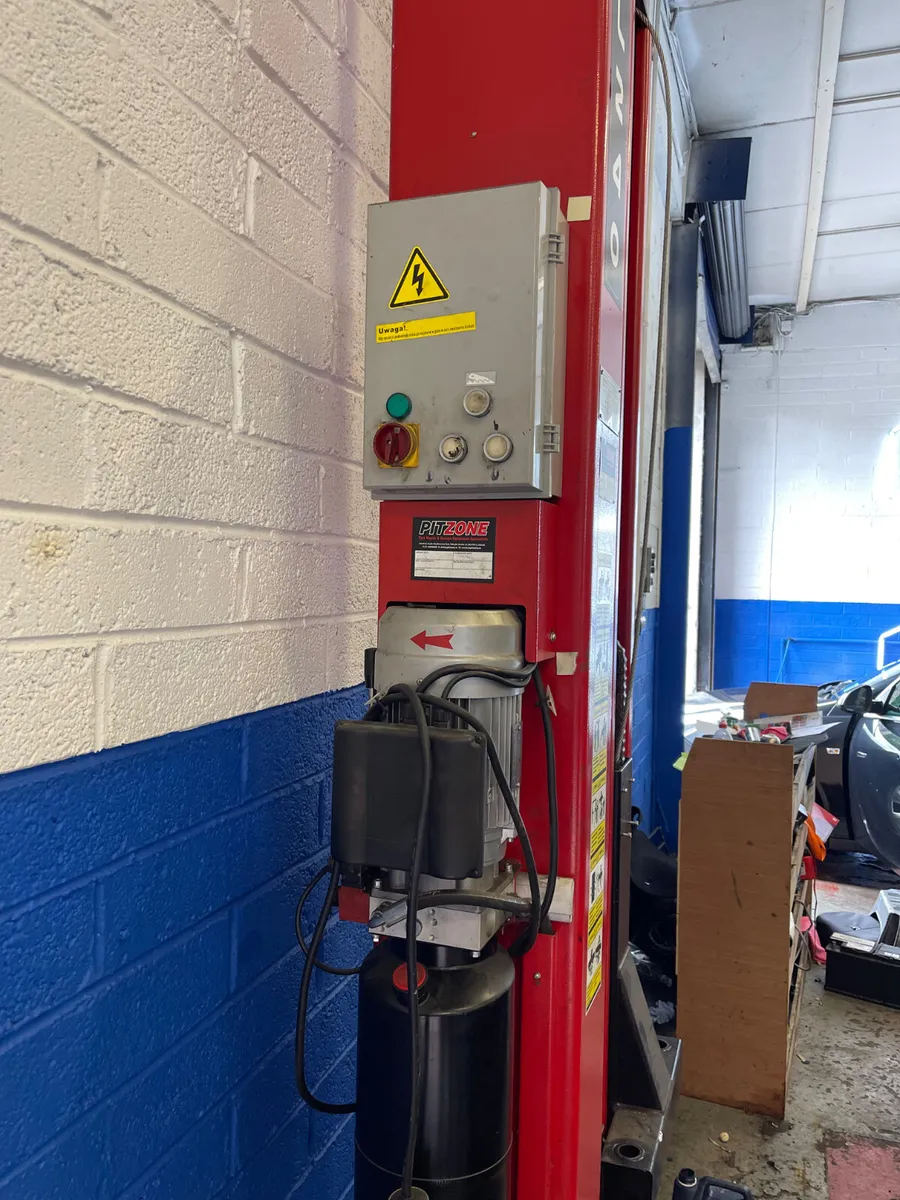 Car Lift - Image 2