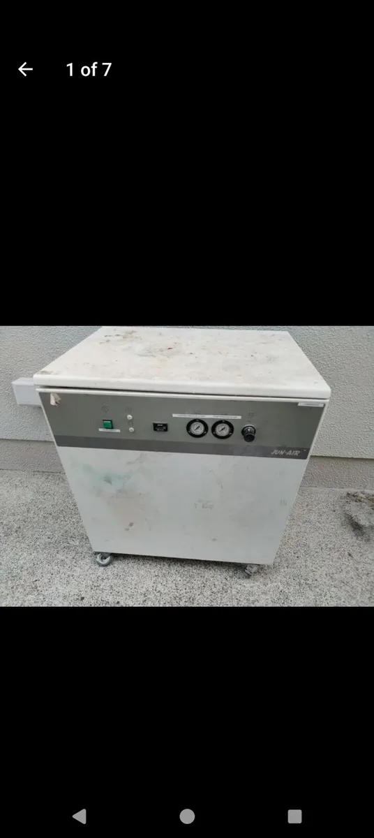 Air compressor - Image 1