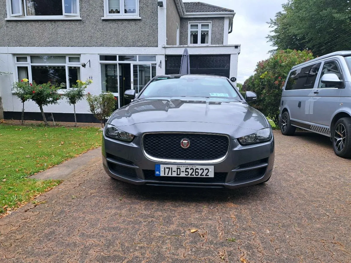 2017 jaguar xe prestige - Image 2