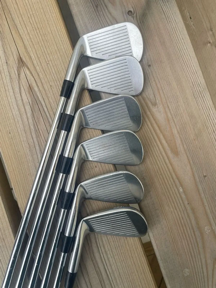 Mizuno MP18 - Image 2