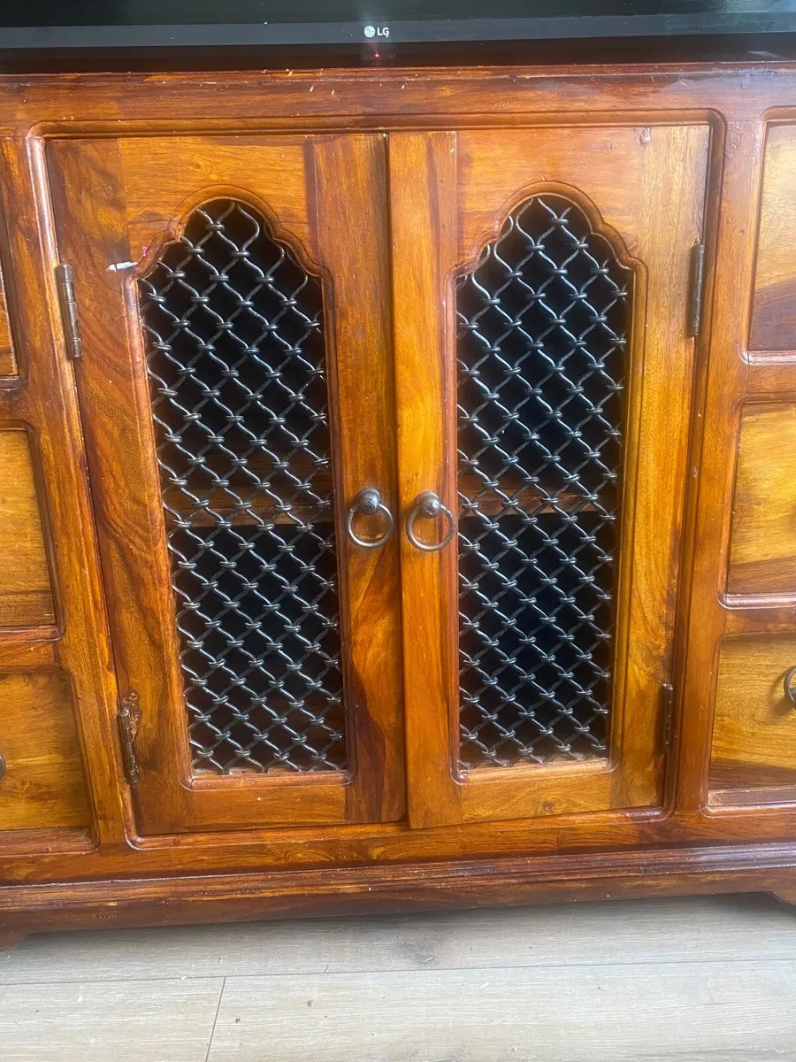 Sideboard - Image 2