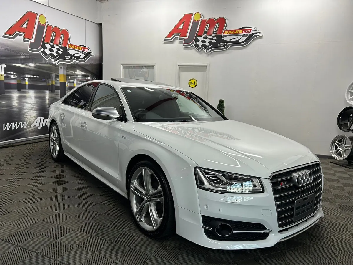 AUDI S8 4.0 V8 QUATTRO DEC 2014 - Image 1