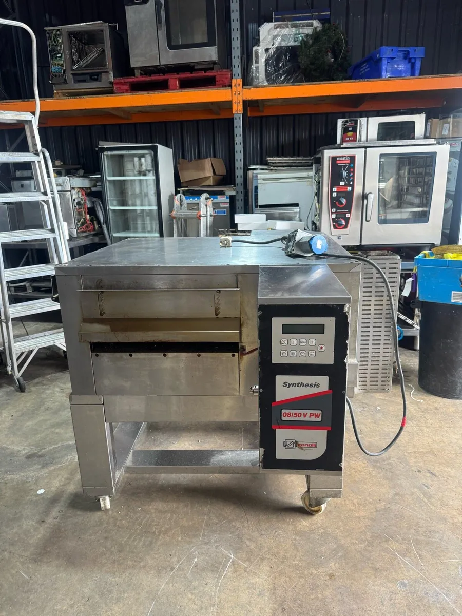 Gas pizza oven