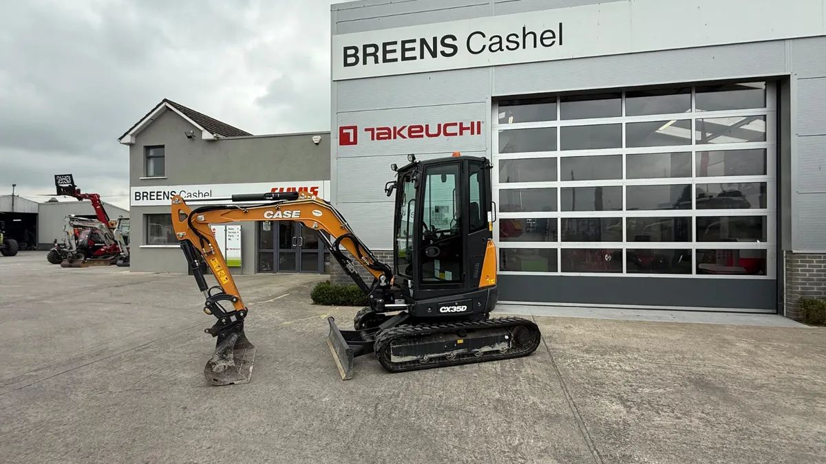 Case CX35D Mini Digger - Image 1