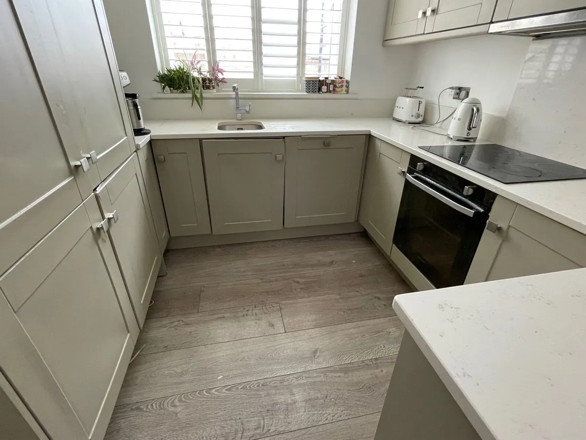 Kitchen - Image 4