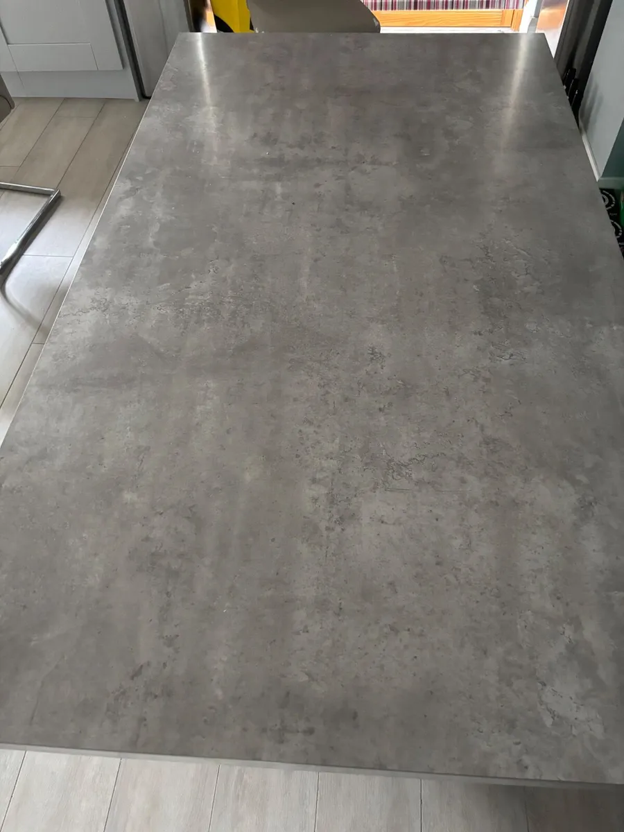 Kitchen Table - Image 2