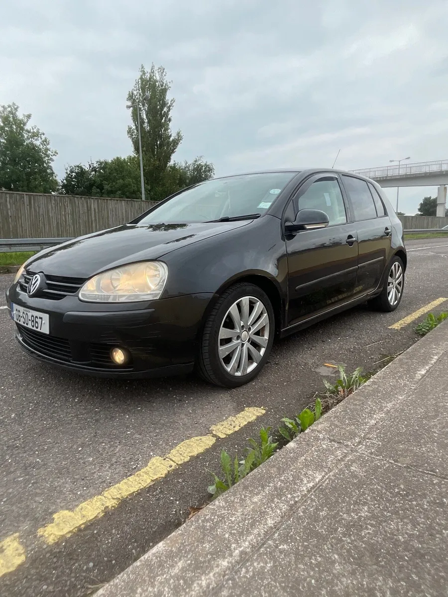2008 Volkswagen Golf - Image 1
