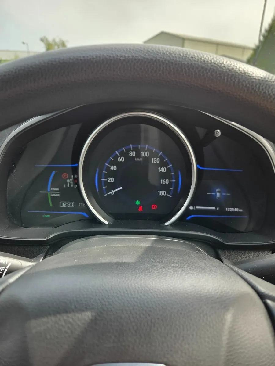 Honda Fit 2015 - Image 4
