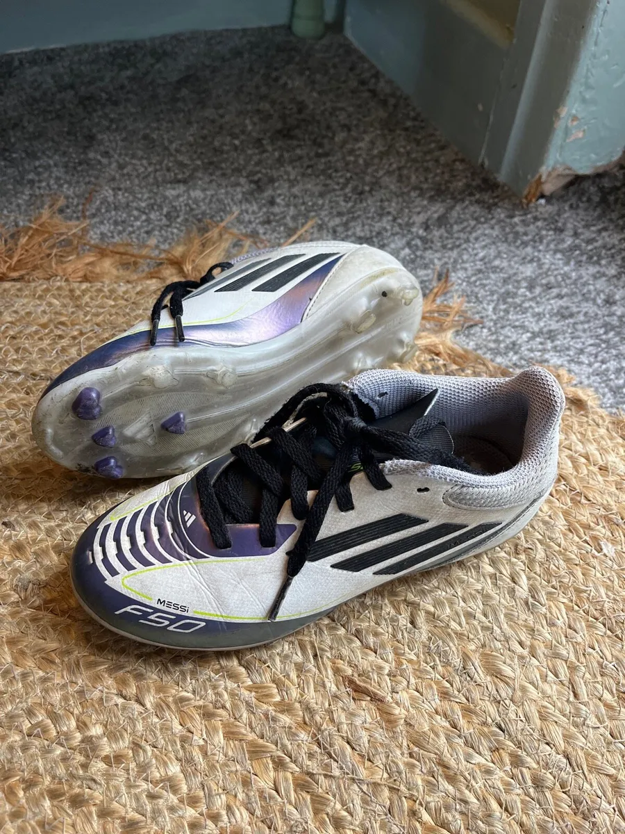 Football boots - Image 4