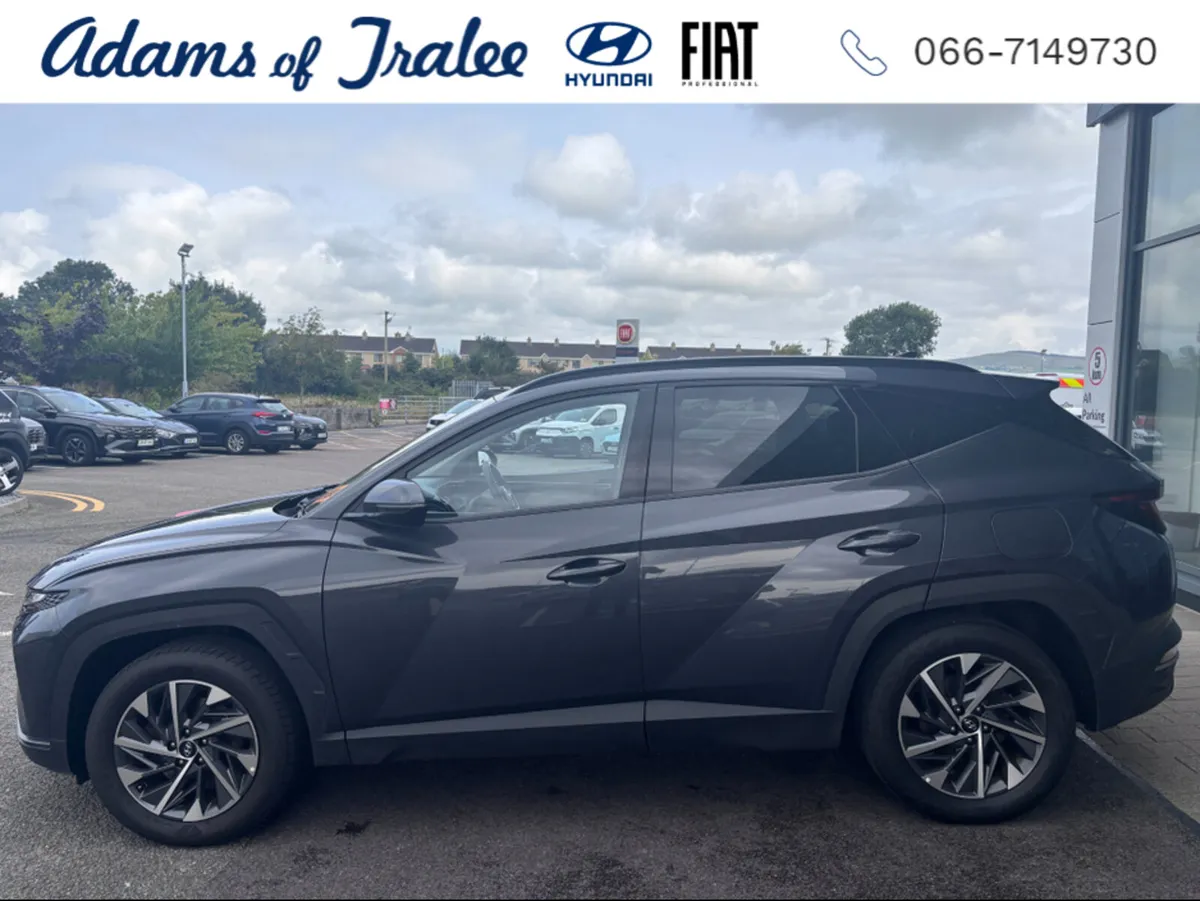 Hyundai Tucson IX35 EXECUTIVE 5DR - Image 2