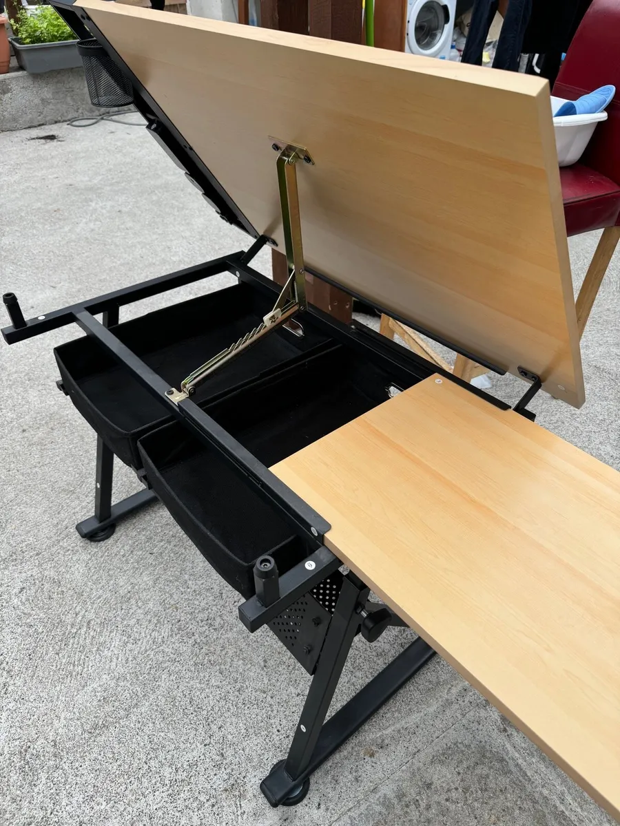 Drawing table - Image 2