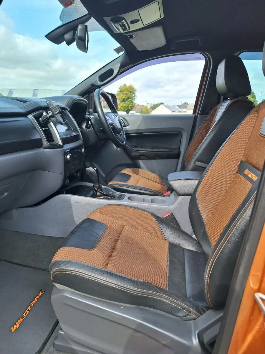 Ford Ranger Wildtrack Auto Crew Cab - Image 2