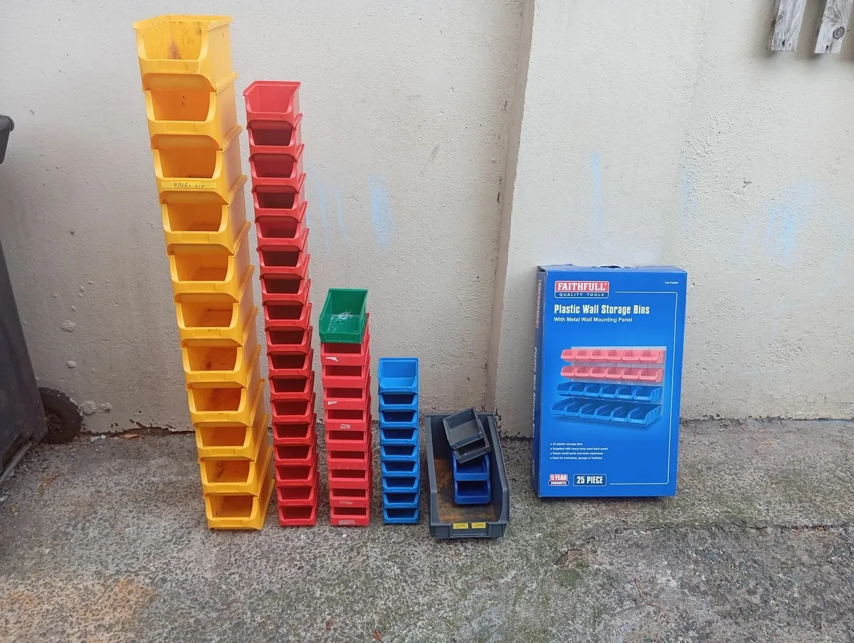 Storage bins - Image 1