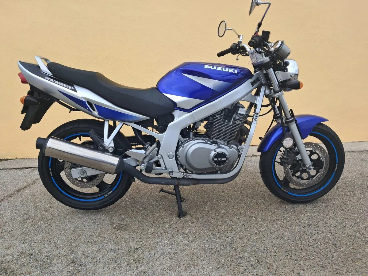 Suzuki GS500 - Image 1