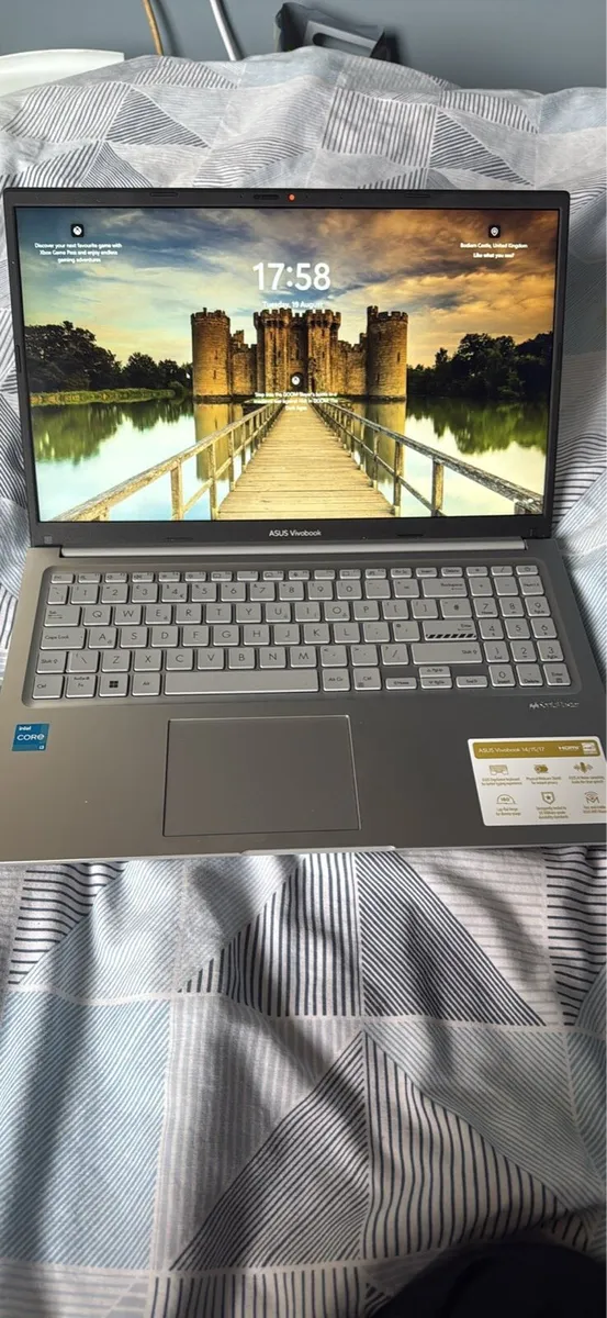 ASUS Vivobook - Image 2