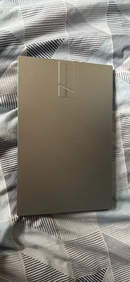 ASUS Vivobook - Image 3