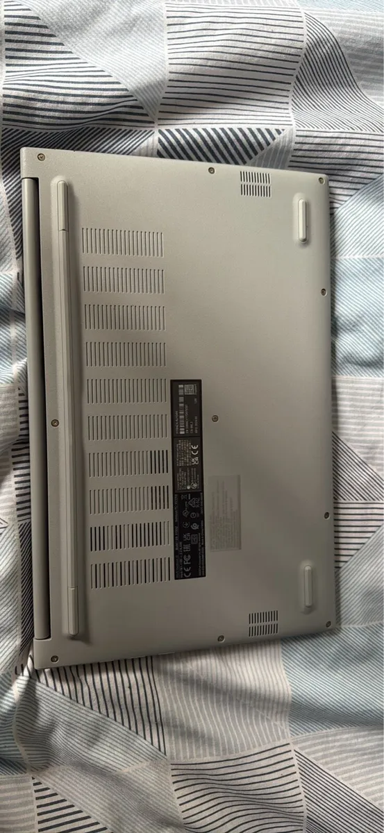 ASUS Vivobook - Image 4