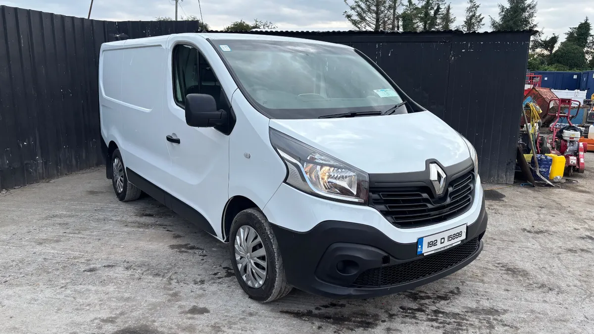 2019 Renault Trafic - Image 3