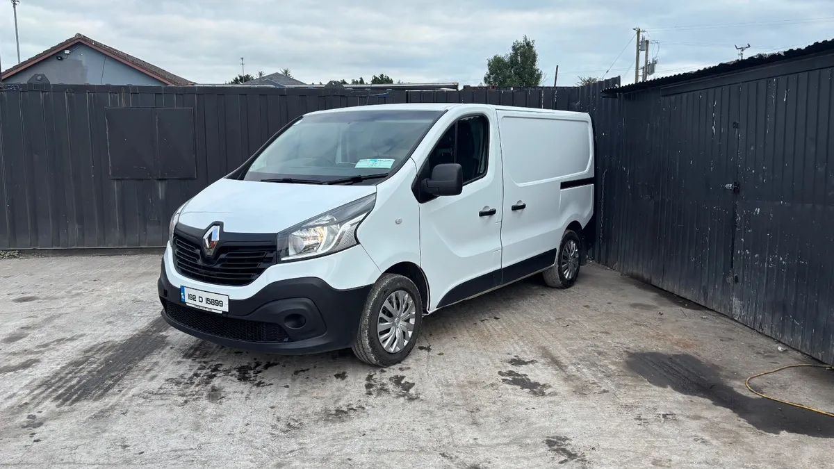 2019 Renault Trafic - Image 1