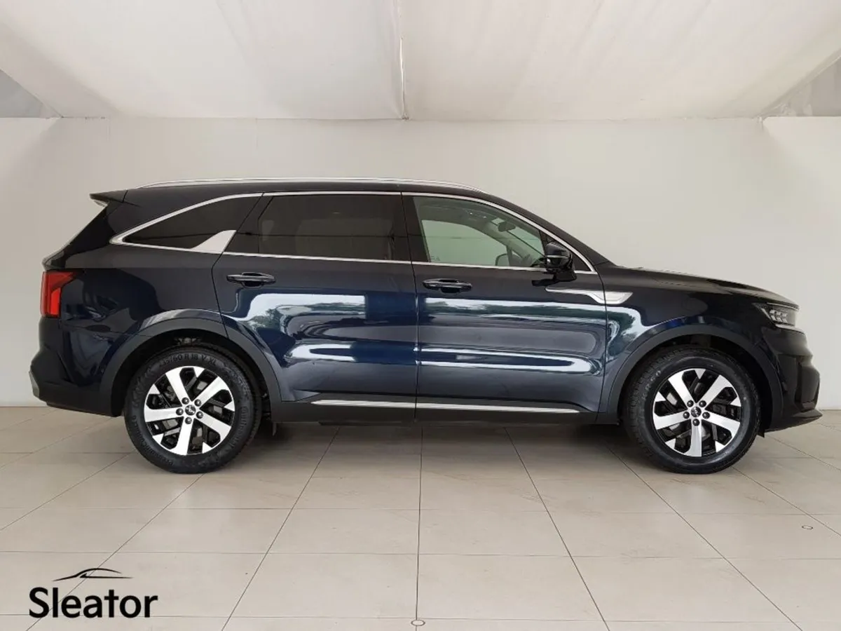 Kia Sorento K4 Diesel 5DR Auto - Image 2