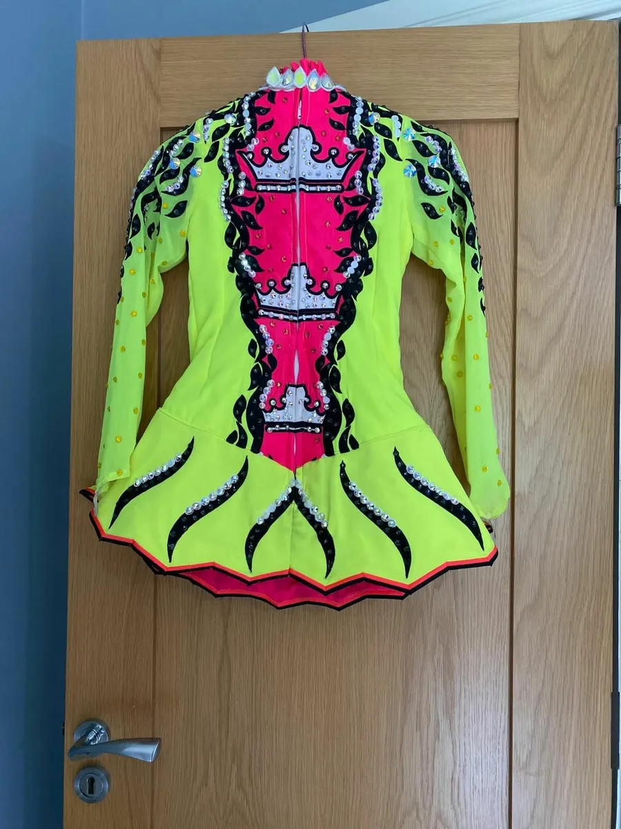 Irish dancing dress (Suit 10 - 12 Yrs) - Image 2