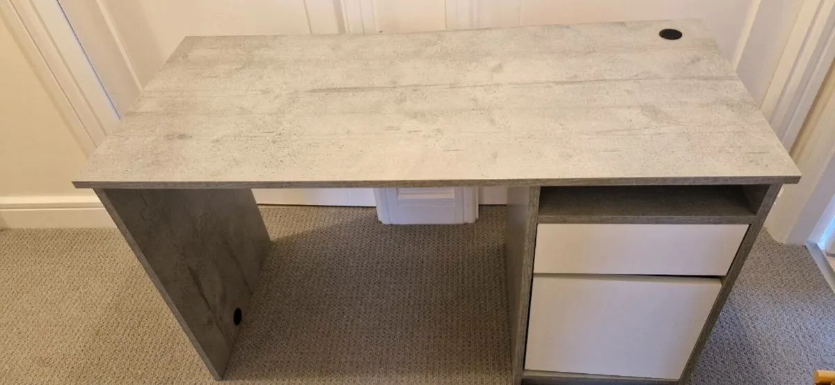 Office Desk