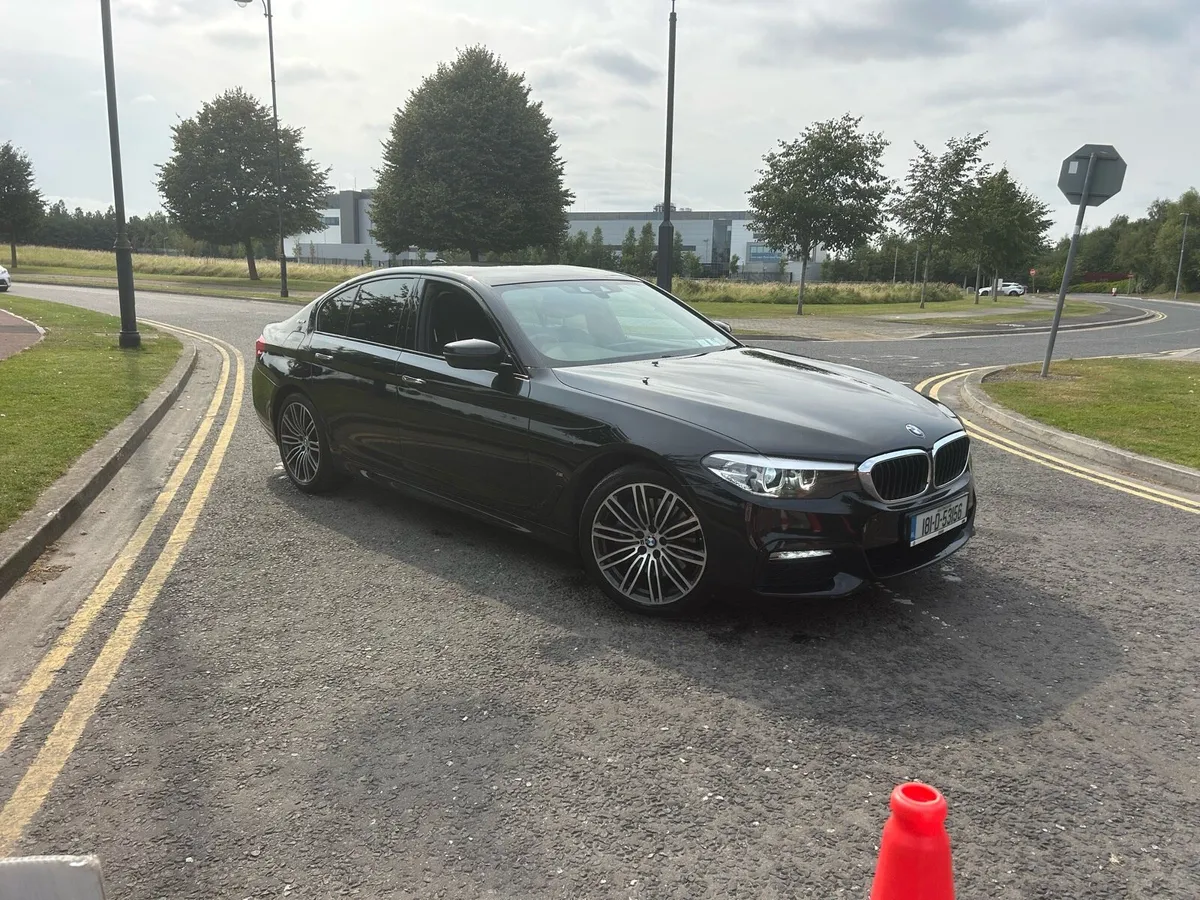 BMW 530e - Image 1