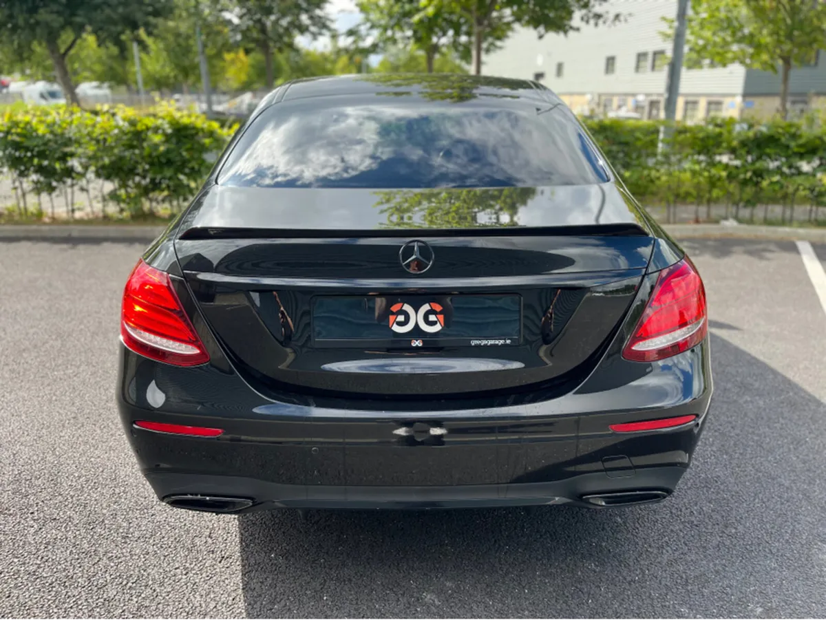 Mercedes-Benz E-Class E220D *FULL SERVICE HISTORY - Image 4