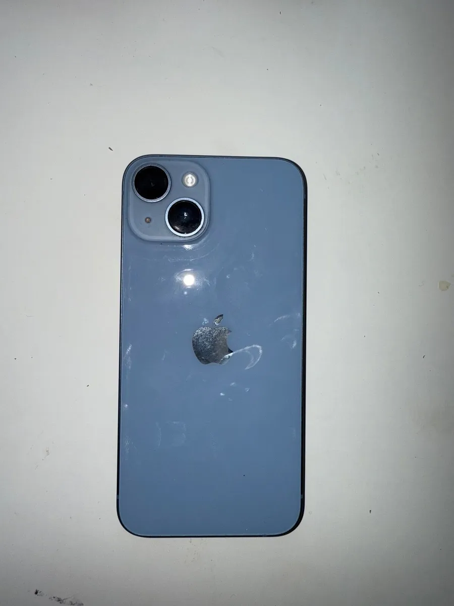 iPhone 14 - Image 2