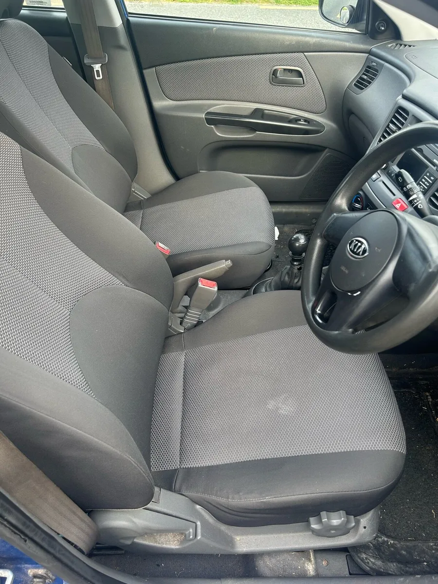Kia Rio - Image 4