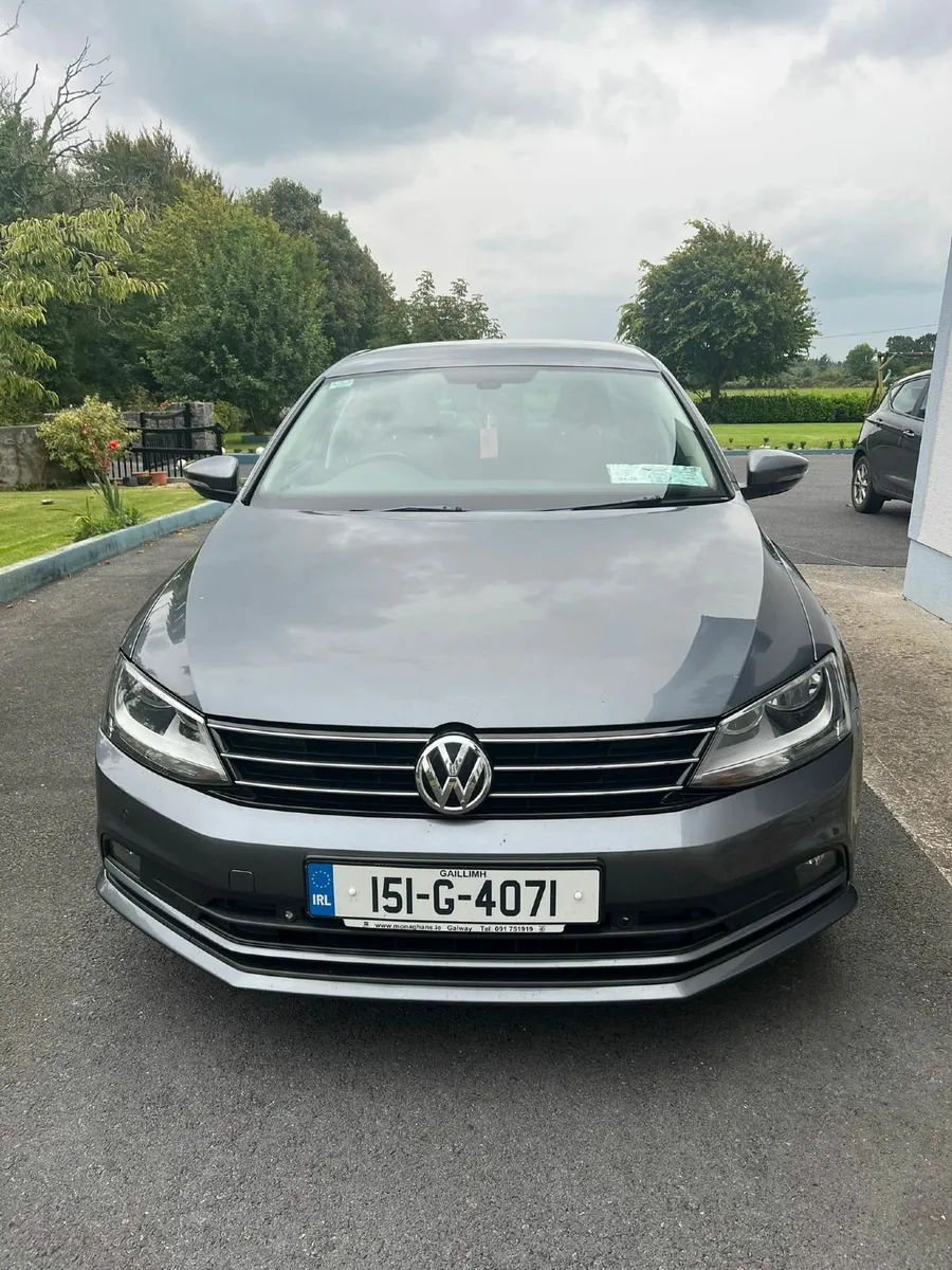 Volkswagen Jetta 2015 - Image 3