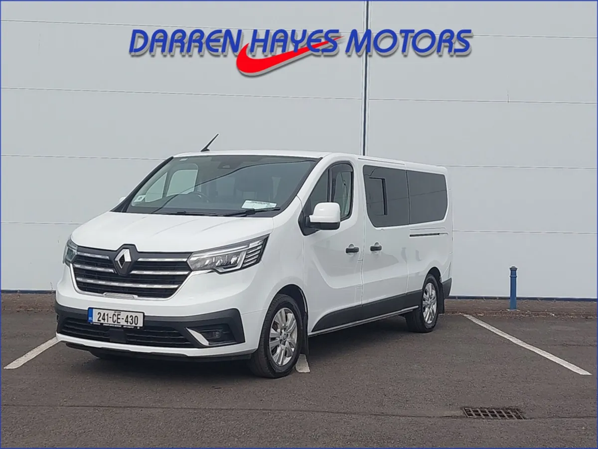 Renault Trafic LL30 BLUE DCI 150 AUTO 6 SEATER - Image 2
