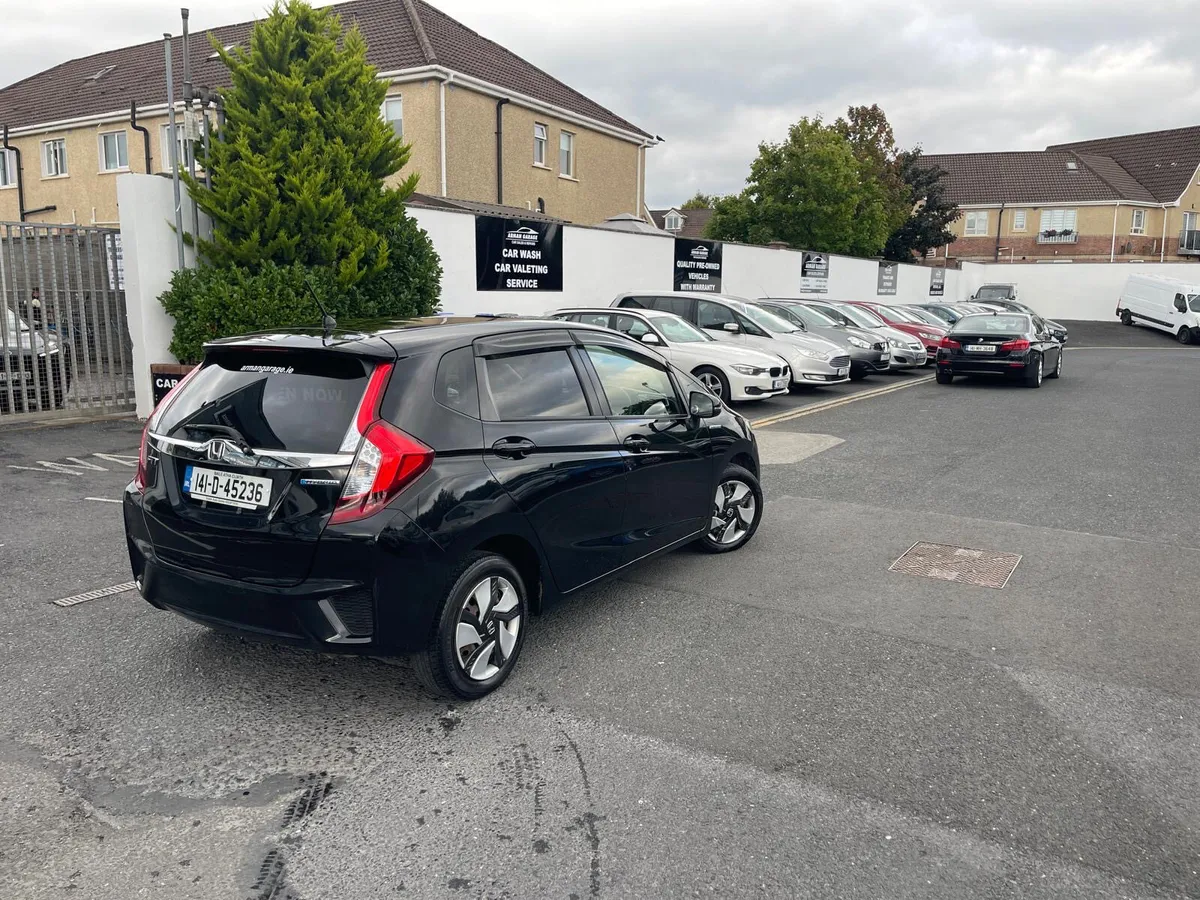 Honda Fit 2014 1.5 petrol hybrid - Image 4