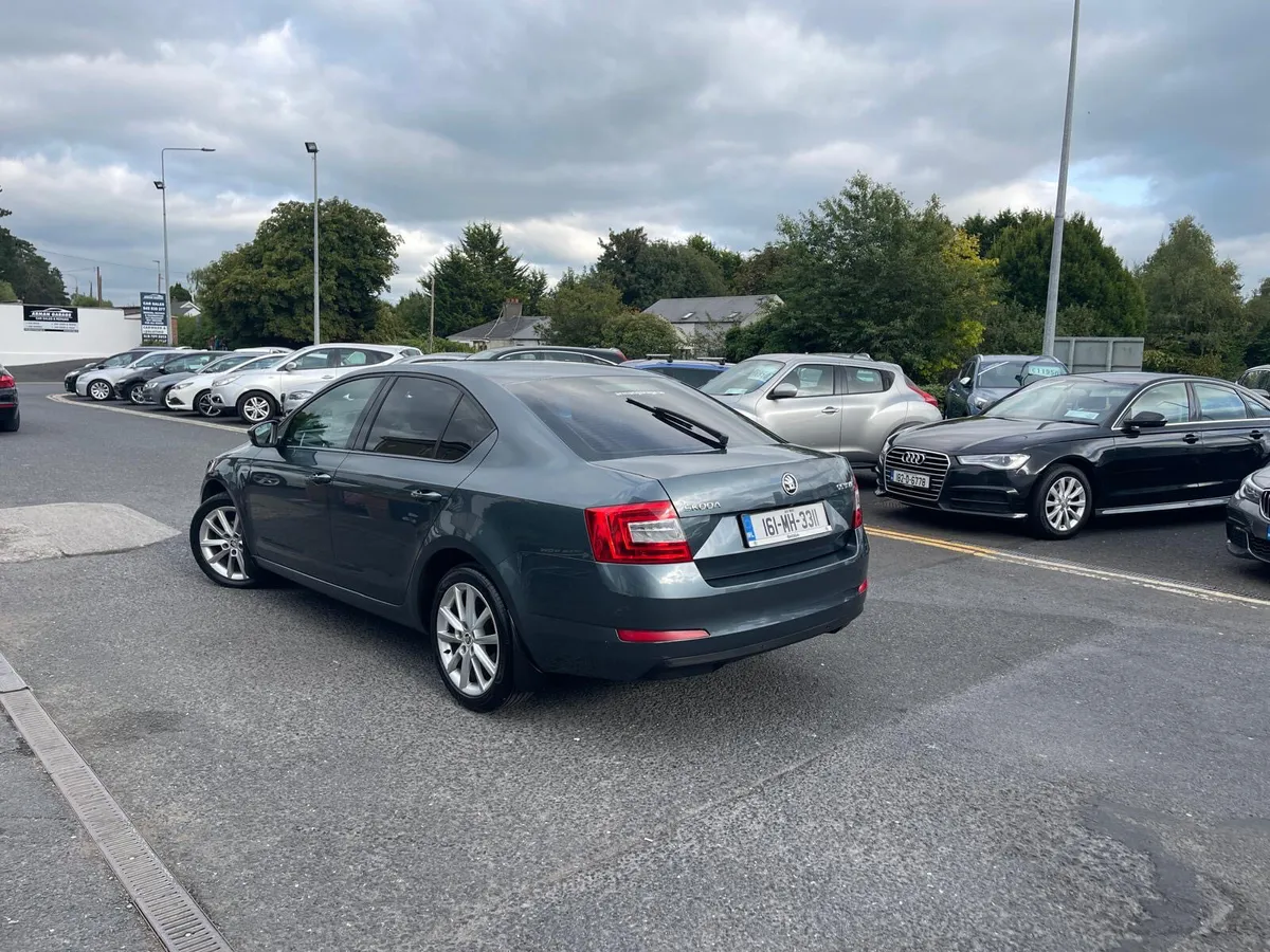 Skoda Octavia 2016 1.6 Diesel - Image 3